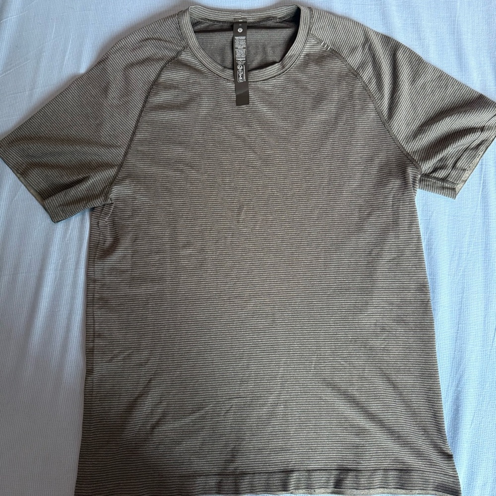 Lululemon Metal Vent Tech Short Sleeve Shirt Medium NEW Men’s - Picture 4 of 6